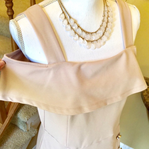 Forever 21 Cold Shoulder Midi Dress - Picture 4 of 8